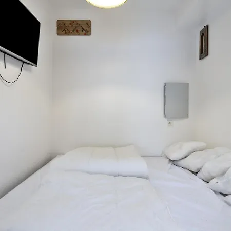 In With Stunning Sea View