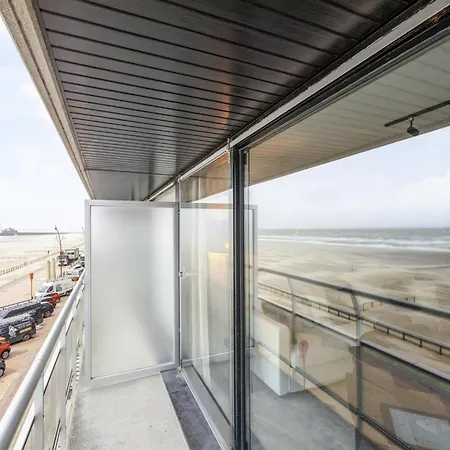 In With Stunning Sea View Blankenberge