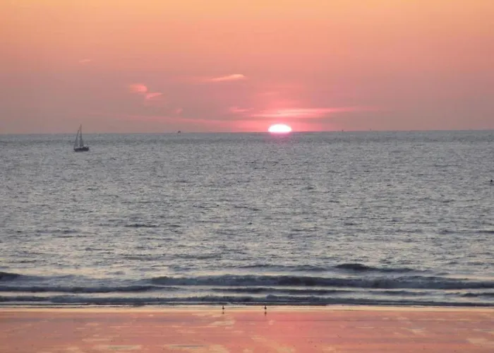 In With Stunning Sea View Apartmán