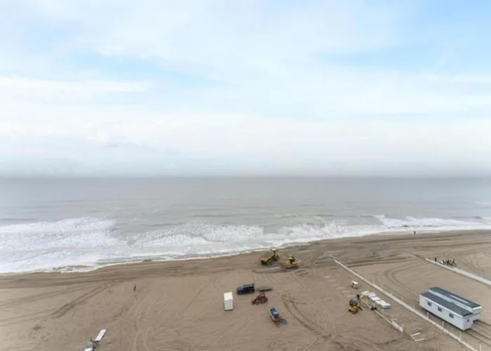 In With Stunning Sea View *